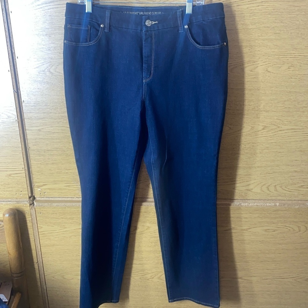 CHICO SO SLIMMING GIRLFRIEND SLIM LEG SZ 2.5 / 14 SHORT NWT
